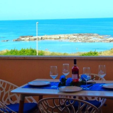 Bilocale Punta Rosa - Fronte Spiaggia 奥特朗托 外观 照片