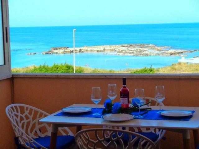 Bilocale Punta Rosa - Fronte Spiaggia 奥特朗托 外观 照片