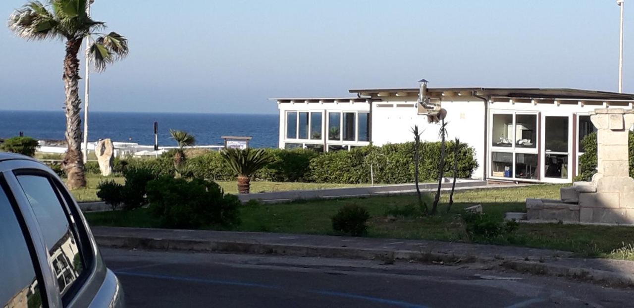 Bilocale Punta Rosa - Fronte Spiaggia 奥特朗托 外观 照片