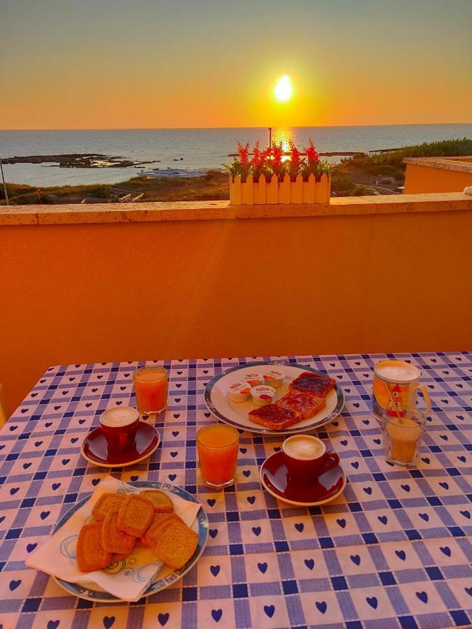 Bilocale Punta Rosa - Fronte Spiaggia 奥特朗托 外观 照片